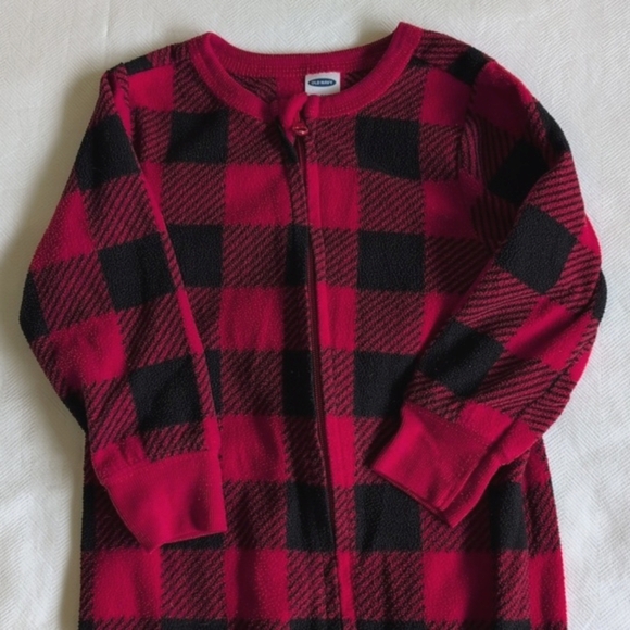 old navy buffalo check fleece zipper footie sleeper pajamas 18-24 months baby - Picture 2 of 6